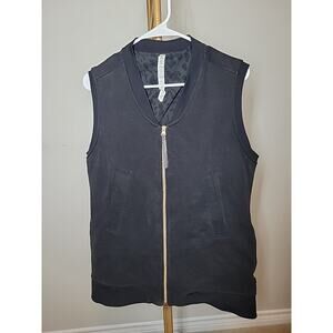 Lululemon womens size 8 Black Vest Zip Up